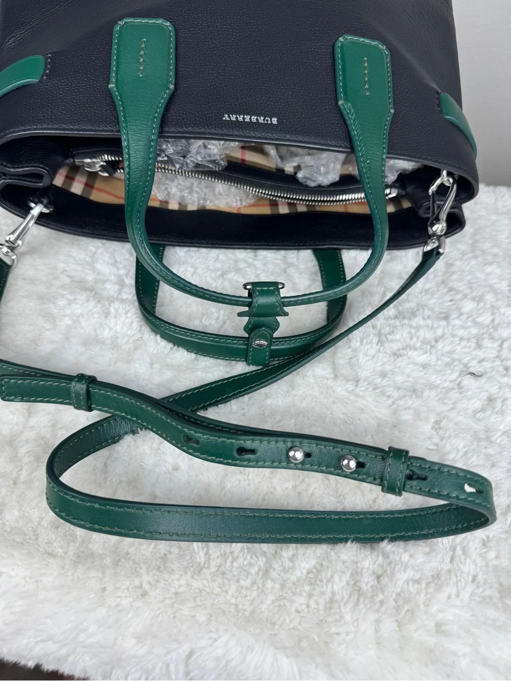 Burberry Banner Medium Black sea and Green Leather Tote Bag